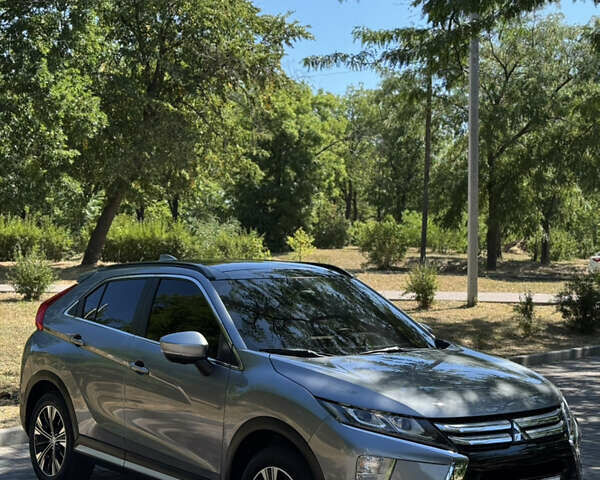 Серый Мицубиси Eclipse Cross, объемом двигателя 1.5 л и пробегом 86 тыс. км за 18400 $, фото 1 на Automoto.ua