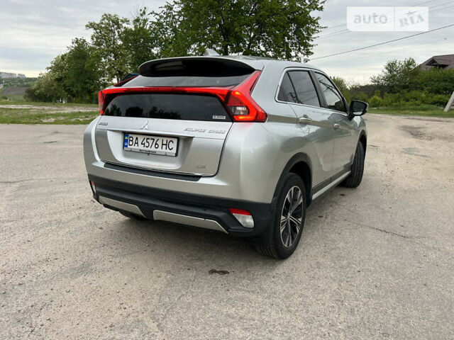 Сірий Міцубісі Eclipse Cross, об'ємом двигуна 1.5 л та пробігом 118 тис. км за 16400 $, фото 25 на Automoto.ua