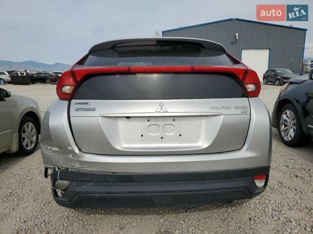 Серый Мицубиси Eclipse Cross, объемом двигателя 1.5 л и пробегом 99 тыс. км за 2900 $, фото 5 на Automoto.ua