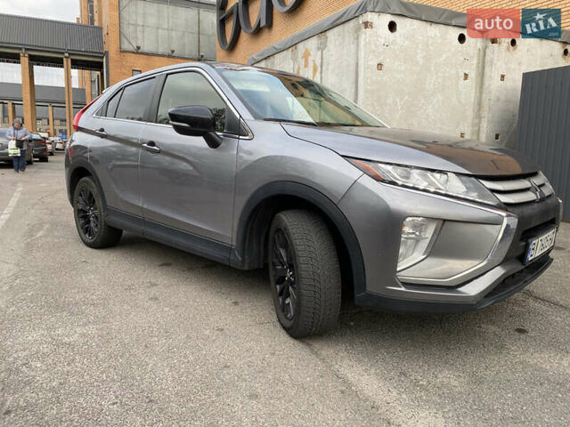 Серый Мицубиси Eclipse Cross, объемом двигателя 1.5 л и пробегом 90 тыс. км за 17000 $, фото 3 на Automoto.ua