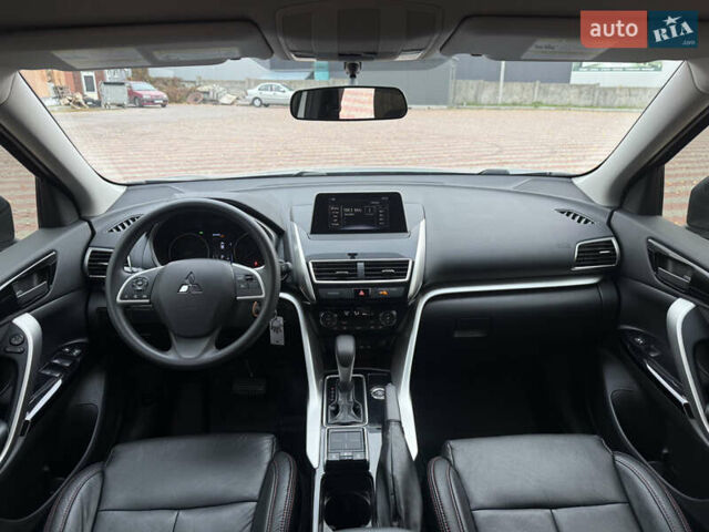 Міцубісі Eclipse Cross 2019 у Белой Церкве на Automoto.ua Сірий Міцубісі Eclipse Cross, об'ємом двигуна 1.5 л та пробігом 54 тис. км за 14999 $, фото 9 на Automoto.ua