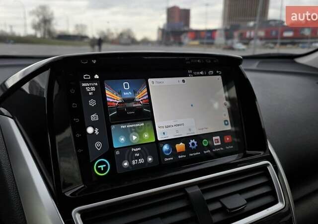 Сірий Міцубісі Eclipse Cross, об'ємом двигуна 1.5 л та пробігом 99 тис. км за 13999 $, фото 34 на Automoto.ua