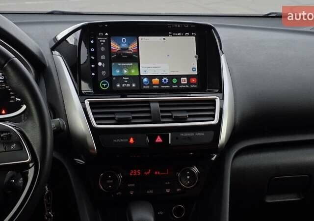 Сірий Міцубісі Eclipse Cross, об'ємом двигуна 1.5 л та пробігом 99 тис. км за 13999 $, фото 37 на Automoto.ua