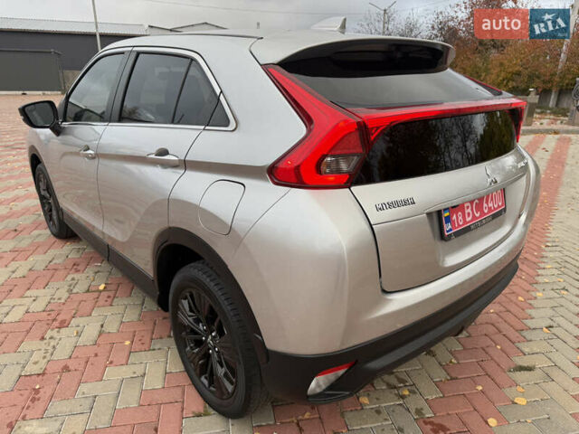 Міцубісі Eclipse Cross 2019 у Белой Церкве на Automoto.ua Сірий Міцубісі Eclipse Cross, об'ємом двигуна 1.5 л та пробігом 54 тис. км за 14999 $, фото 7 на Automoto.ua