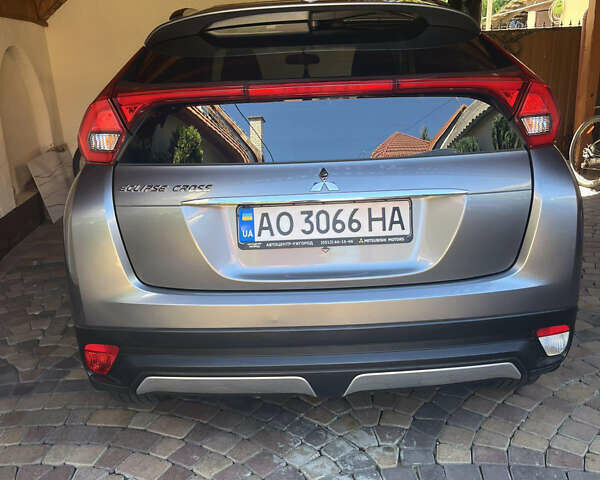 Сірий Міцубісі Eclipse Cross, об'ємом двигуна 1.5 л та пробігом 57 тис. км за 21800 $, фото 1 на Automoto.ua