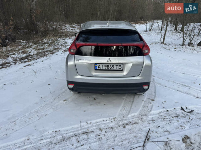 Серый Мицубиси Eclipse Cross, объемом двигателя 1.5 л и пробегом 105 тыс. км за 16300 $, фото 7 на Automoto.ua