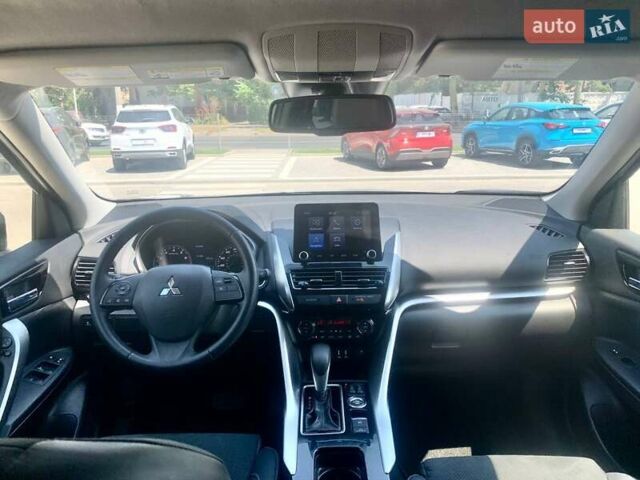 Серый Мицубиси Eclipse Cross, объемом двигателя 1.5 л и пробегом 36 тыс. км за 19900 $, фото 21 на Automoto.ua