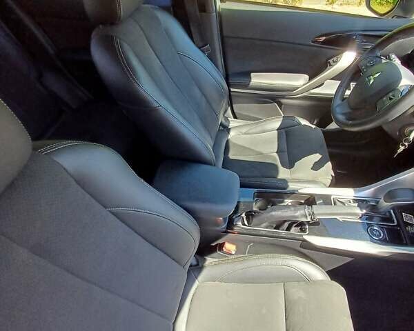 Сірий Міцубісі Eclipse Cross, об'ємом двигуна 1.5 л та пробігом 39 тис. км за 21200 $, фото 15 на Automoto.ua