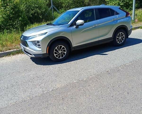 Сірий Міцубісі Eclipse Cross, об'ємом двигуна 1.5 л та пробігом 39 тис. км за 21200 $, фото 4 на Automoto.ua