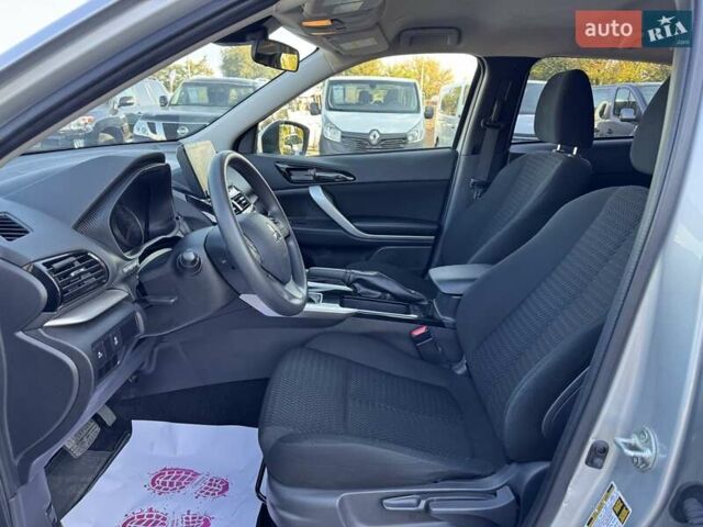 Серый Мицубиси Eclipse Cross, объемом двигателя 1.5 л и пробегом 25 тыс. км за 20100 $, фото 13 на Automoto.ua