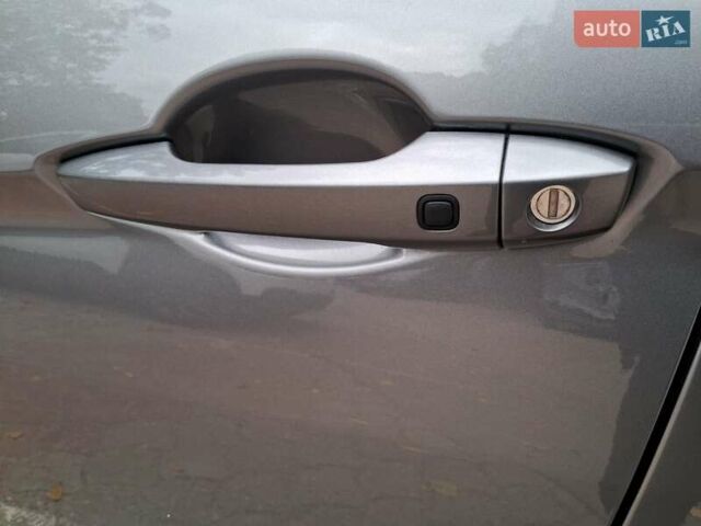 Сірий Міцубісі Eclipse Cross, об'ємом двигуна 2 л та пробігом 79 тис. км за 21900 $, фото 15 на Automoto.ua