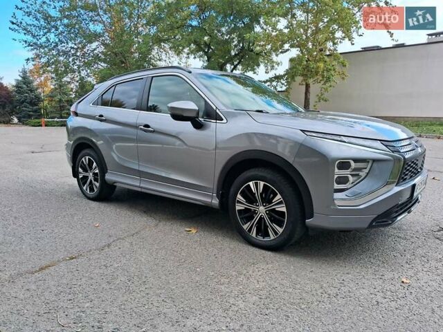 Сірий Міцубісі Eclipse Cross, об'ємом двигуна 2 л та пробігом 79 тис. км за 21900 $, фото 11 на Automoto.ua