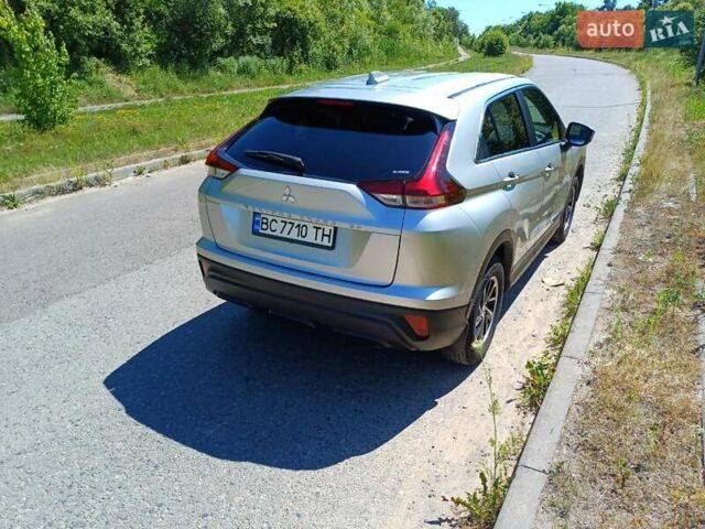 Сірий Міцубісі Eclipse Cross, об'ємом двигуна 1.5 л та пробігом 39 тис. км за 21200 $, фото 5 на Automoto.ua