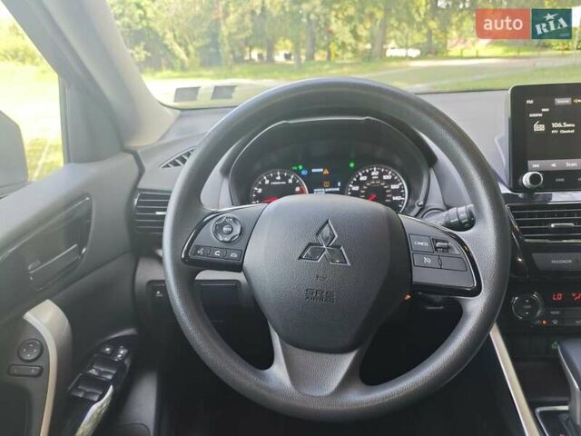 Серый Мицубиси Eclipse Cross, объемом двигателя 1.5 л и пробегом 80 тыс. км за 18700 $, фото 22 на Automoto.ua