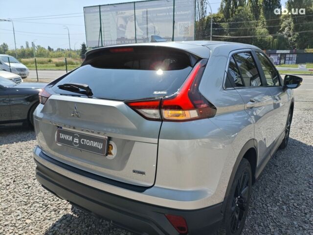 Сірий Міцубісі Eclipse Cross, об'ємом двигуна 1.5 л та пробігом 79 тис. км за 18880 $, фото 5 на Automoto.ua