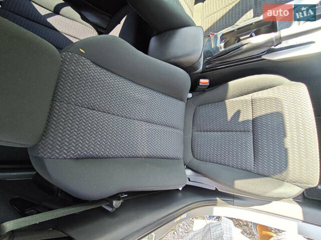 Сірий Міцубісі Eclipse Cross, об'ємом двигуна 1.5 л та пробігом 79 тис. км за 18999 $, фото 17 на Automoto.ua