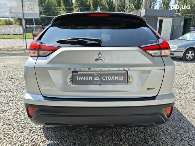 Сірий Міцубісі Eclipse Cross, об'ємом двигуна 1.5 л та пробігом 79 тис. км за 18880 $, фото 6 на Automoto.ua