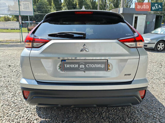 Сірий Міцубісі Eclipse Cross, об'ємом двигуна 1.5 л та пробігом 79 тис. км за 18999 $, фото 6 на Automoto.ua