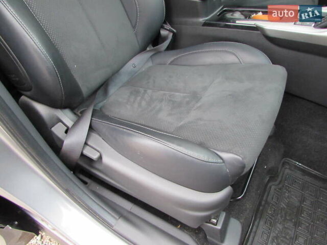 Серый Мицубиси Eclipse Cross, объемом двигателя 2 л и пробегом 19 тыс. км за 27500 $, фото 22 на Automoto.ua