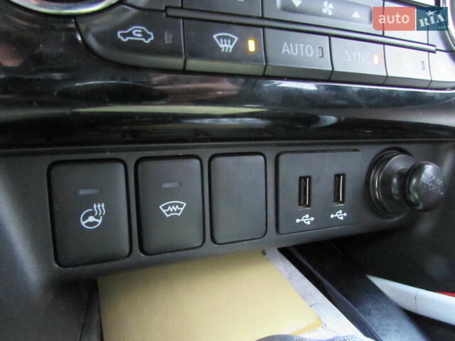 Серый Мицубиси Eclipse Cross, объемом двигателя 2 л и пробегом 19 тыс. км за 27500 $, фото 30 на Automoto.ua