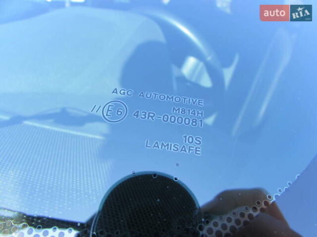 Серый Мицубиси Eclipse Cross, объемом двигателя 2 л и пробегом 19 тыс. км за 27500 $, фото 4 на Automoto.ua