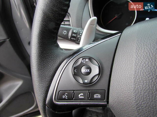 Серый Мицубиси Eclipse Cross, объемом двигателя 2 л и пробегом 19 тыс. км за 27500 $, фото 25 на Automoto.ua