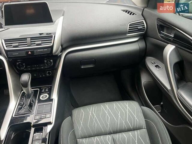 Синій Міцубісі Eclipse Cross, об'ємом двигуна 0 л та пробігом 138 тис. км за 15500 $, фото 39 на Automoto.ua