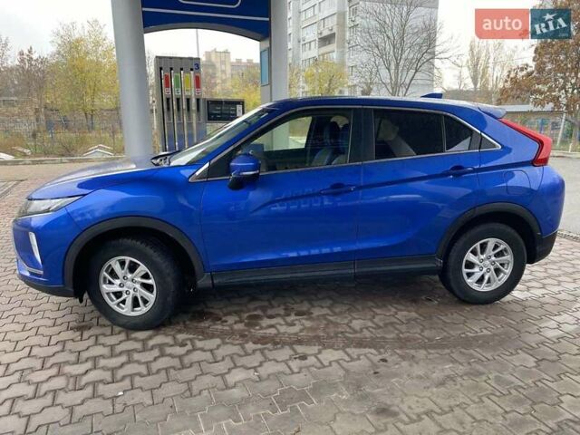 Синий Мицубиси Eclipse Cross, объемом двигателя 1.5 л и пробегом 126 тыс. км за 17200 $, фото 19 на Automoto.ua