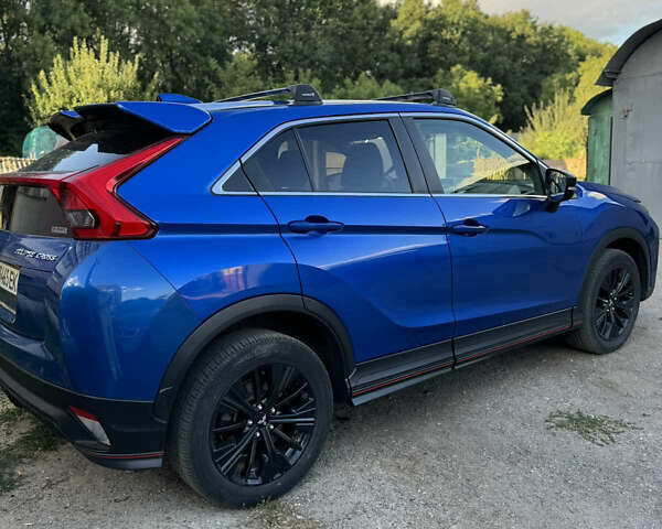 Синий Мицубиси Eclipse Cross, объемом двигателя 1.5 л и пробегом 68 тыс. км за 16700 $, фото 3 на Automoto.ua