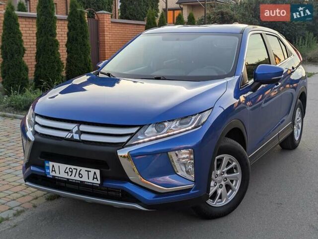 Синий Мицубиси Eclipse Cross, объемом двигателя 1.5 л и пробегом 68 тыс. км за 16300 $, фото 4 на Automoto.ua