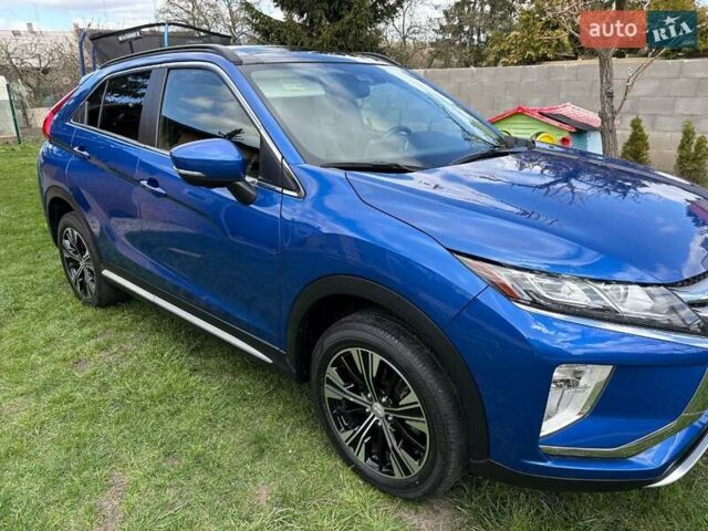 Синий Мицубиси Eclipse Cross, объемом двигателя 1.5 л и пробегом 73 тыс. км за 18000 $, фото 1 на Automoto.ua