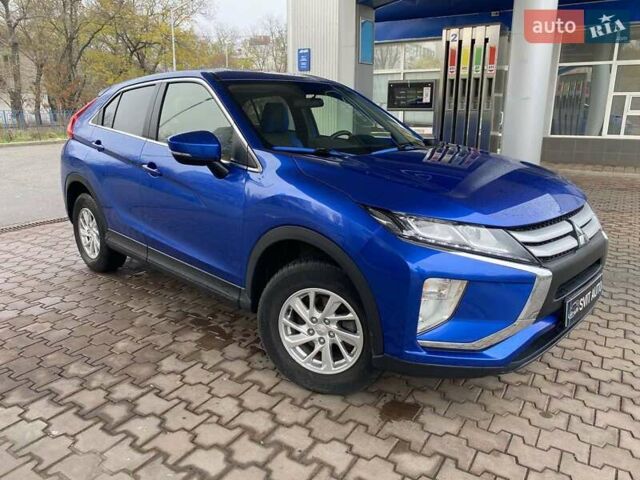 Синий Мицубиси Eclipse Cross, объемом двигателя 1.5 л и пробегом 126 тыс. км за 17200 $, фото 7 на Automoto.ua