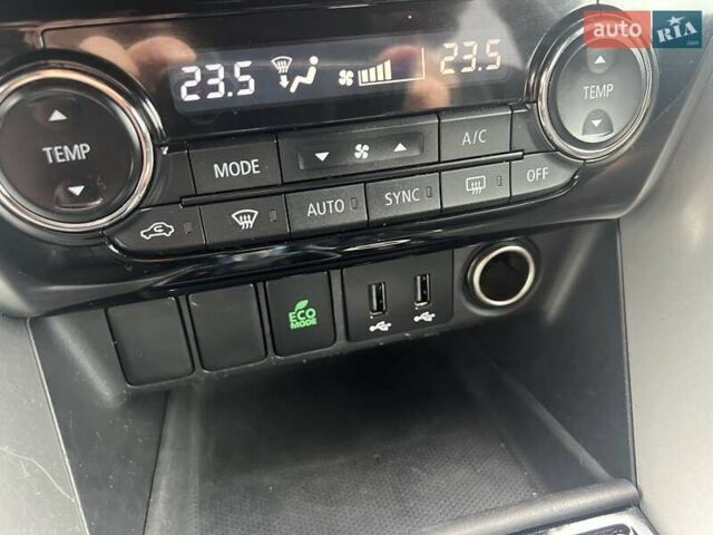 Синій Міцубісі Eclipse Cross, об'ємом двигуна 0 л та пробігом 138 тис. км за 15500 $, фото 34 на Automoto.ua