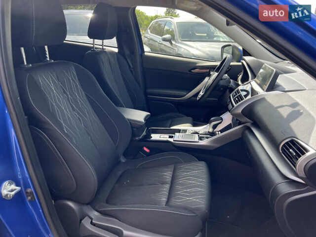 Синий Мицубиси Eclipse Cross, объемом двигателя 1.5 л и пробегом 150 тыс. км за 15490 $, фото 39 на Automoto.ua