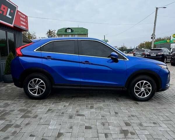 Синий Мицубиси Eclipse Cross, объемом двигателя 1.5 л и пробегом 59 тыс. км за 17700 $, фото 5 на Automoto.ua