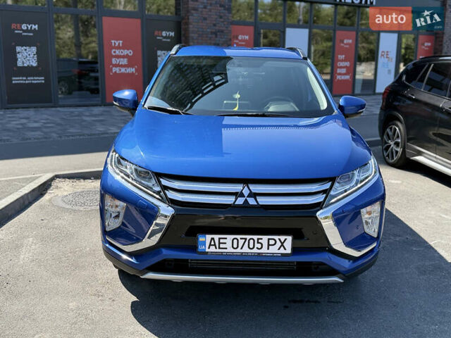 Синий Мицубиси Eclipse Cross, объемом двигателя 1.5 л и пробегом 72 тыс. км за 22900 $, фото 6 на Automoto.ua