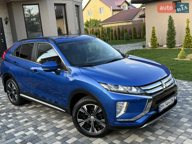Синий Мицубиси Eclipse Cross, объемом двигателя 1.5 л и пробегом 92 тыс. км за 18700 $, фото 7 на Automoto.ua