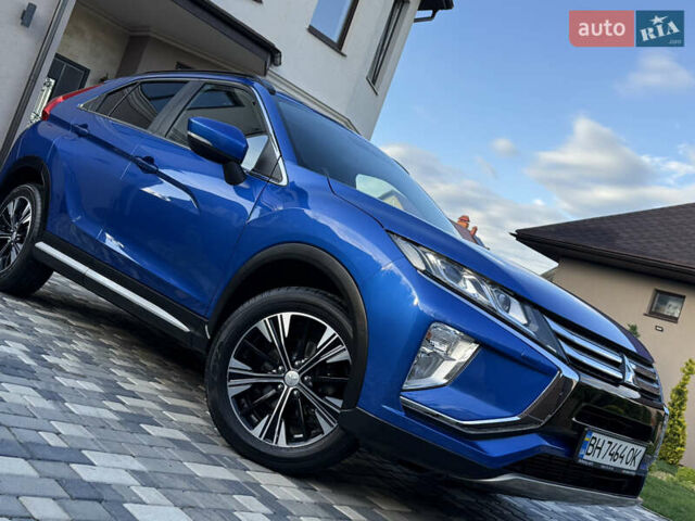 Синий Мицубиси Eclipse Cross, объемом двигателя 1.5 л и пробегом 92 тыс. км за 18700 $, фото 8 на Automoto.ua