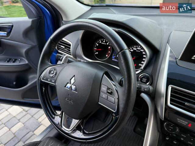 Синий Мицубиси Eclipse Cross, объемом двигателя 1.5 л и пробегом 92 тыс. км за 18700 $, фото 53 на Automoto.ua