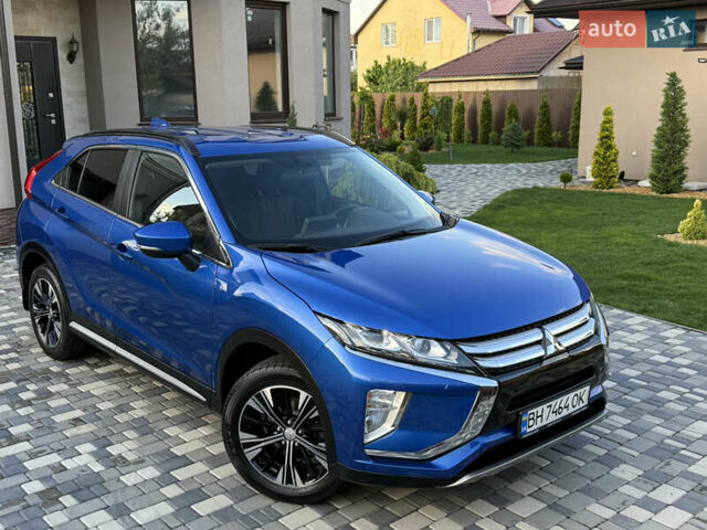 Синий Мицубиси Eclipse Cross, объемом двигателя 1.5 л и пробегом 92 тыс. км за 18700 $, фото 6 на Automoto.ua