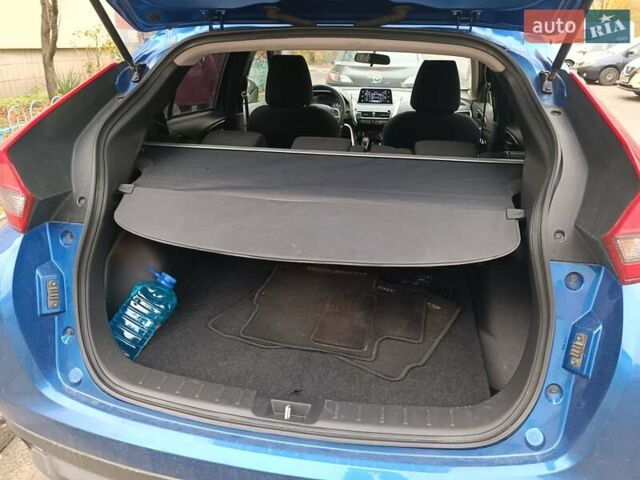 Синій Міцубісі Eclipse Cross, об'ємом двигуна 1.5 л та пробігом 160 тис. км за 15500 $, фото 1 на Automoto.ua