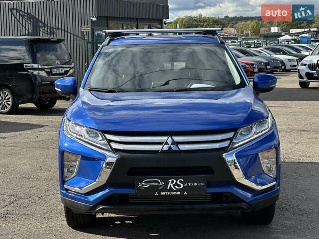 Синий Мицубиси Eclipse Cross, объемом двигателя 1.5 л и пробегом 65 тыс. км за 16300 $, фото 3 на Automoto.ua