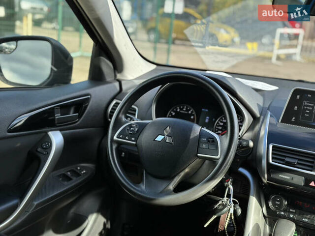 Синий Мицубиси Eclipse Cross, объемом двигателя 1.5 л и пробегом 65 тыс. км за 16300 $, фото 17 на Automoto.ua