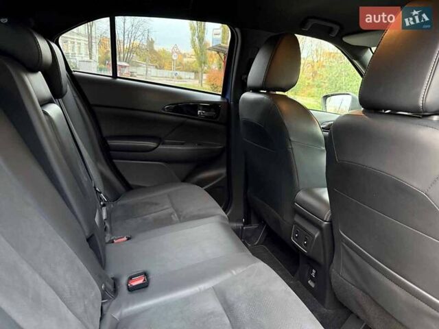 Міцубісі Eclipse Cross 2021 у Києві на Automoto.ua Синій Міцубісі Eclipse Cross, об'ємом двигуна 2 л та пробігом 85 тис. км за 22990 $, фото 25 на Automoto.ua