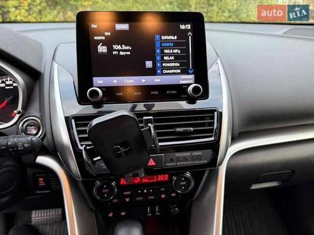 Міцубісі Eclipse Cross 2021 у Києві на Automoto.ua Синій Міцубісі Eclipse Cross, об'ємом двигуна 2 л та пробігом 85 тис. км за 22990 $, фото 18 на Automoto.ua