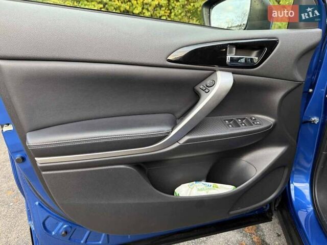 Міцубісі Eclipse Cross 2021 у Києві на Automoto.ua Синій Міцубісі Eclipse Cross, об'ємом двигуна 2 л та пробігом 85 тис. км за 22990 $, фото 14 на Automoto.ua