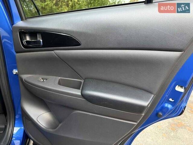Міцубісі Eclipse Cross 2021 у Києві на Automoto.ua Синій Міцубісі Eclipse Cross, об'ємом двигуна 2 л та пробігом 85 тис. км за 22990 $, фото 24 на Automoto.ua