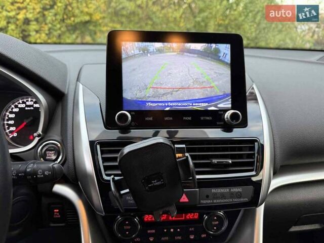 Міцубісі Eclipse Cross 2021 у Києві на Automoto.ua Синій Міцубісі Eclipse Cross, об'ємом двигуна 2 л та пробігом 85 тис. км за 22990 $, фото 19 на Automoto.ua