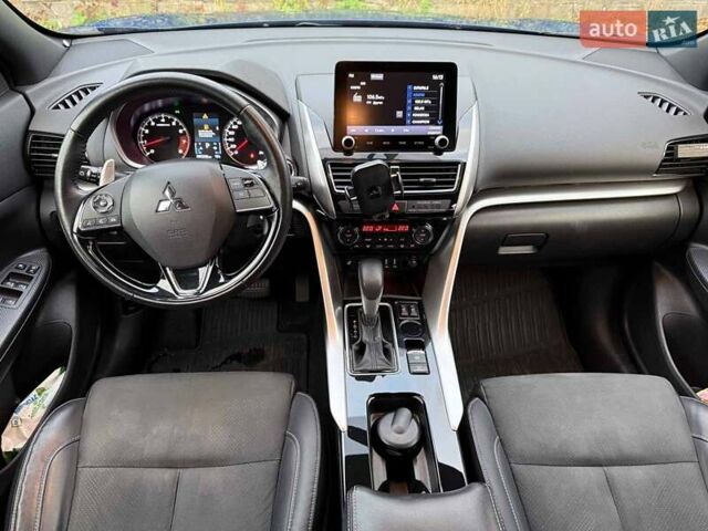 Міцубісі Eclipse Cross 2021 у Києві на Automoto.ua Синій Міцубісі Eclipse Cross, об'ємом двигуна 2 л та пробігом 85 тис. км за 22990 $, фото 23 на Automoto.ua