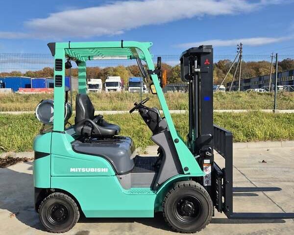 Зеленый Мицубиси FGE, объемом двигателя 2 л и пробегом 5 тыс. км за 12045 $, фото 8 на Automoto.ua